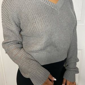 Cropped sweater blouse